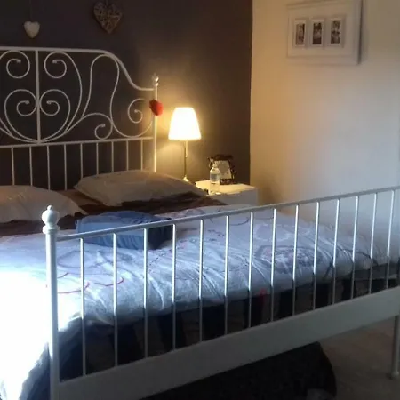 La Loge Ste Jeanne D'arc بيت ضيافة *